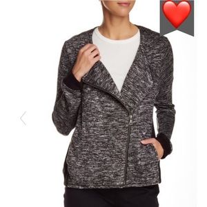 Vince Camuto Asymmetric sweater Size L